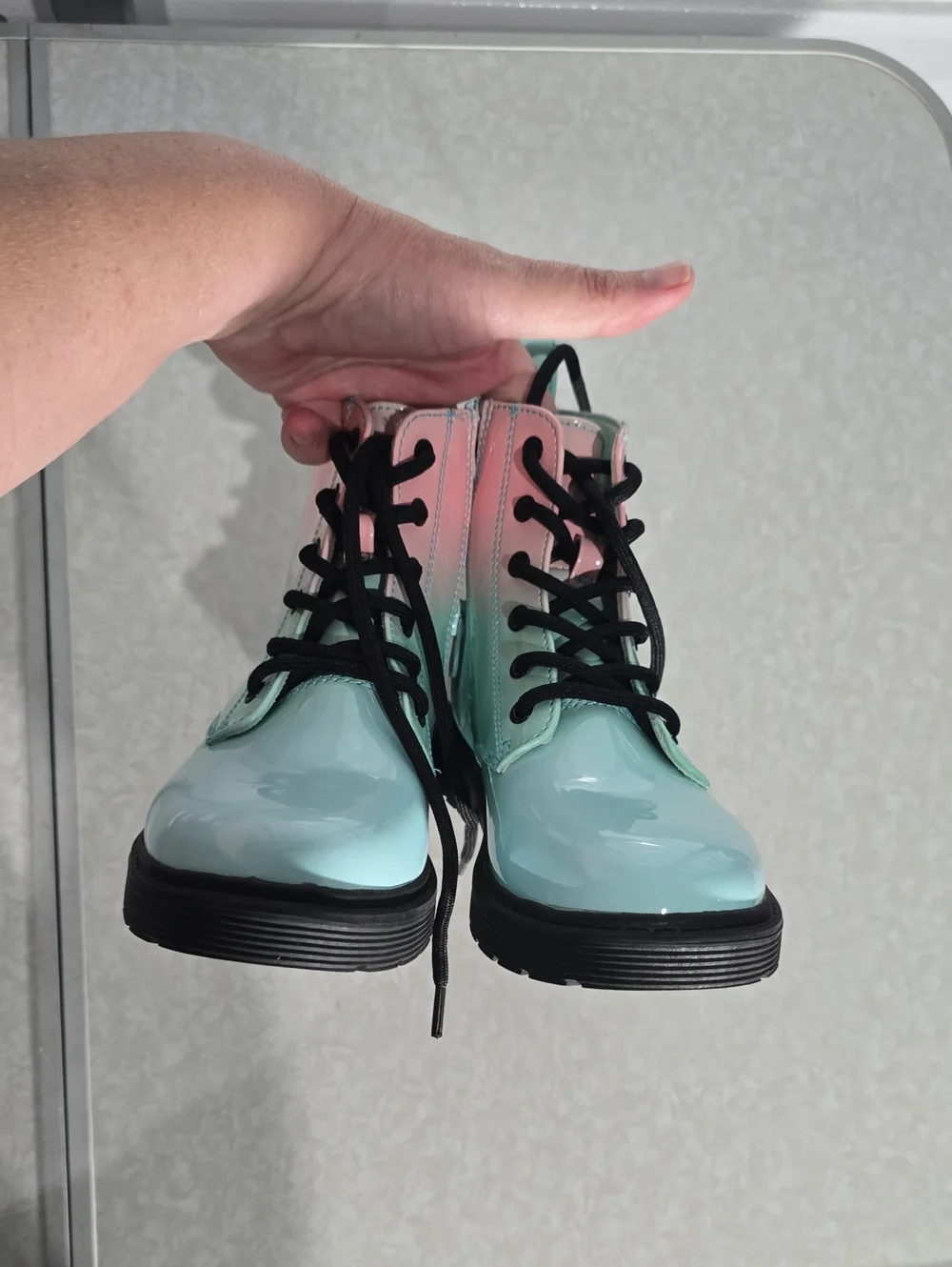 art class Mint-to-Pink Ombre Lace-Up Kids Boots Size 2 NWOT